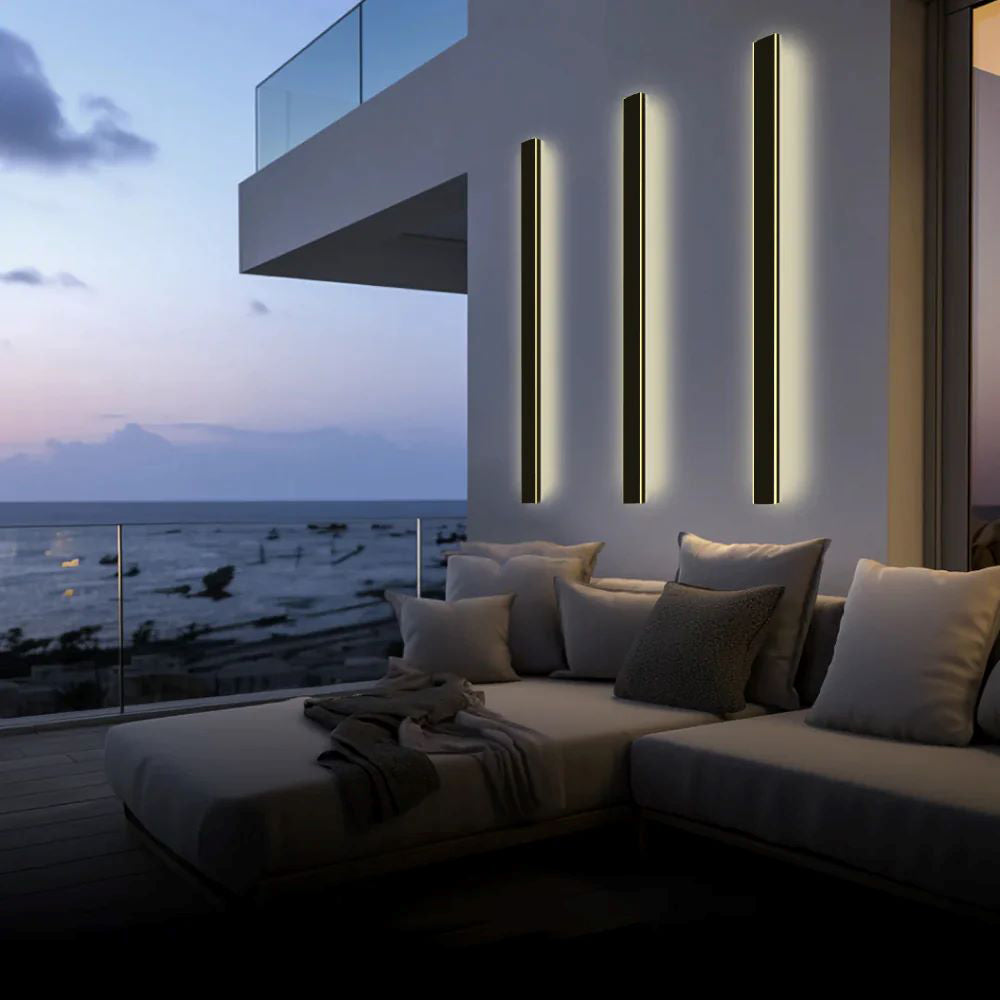 Silex Linear Outdoor Wall Lamp