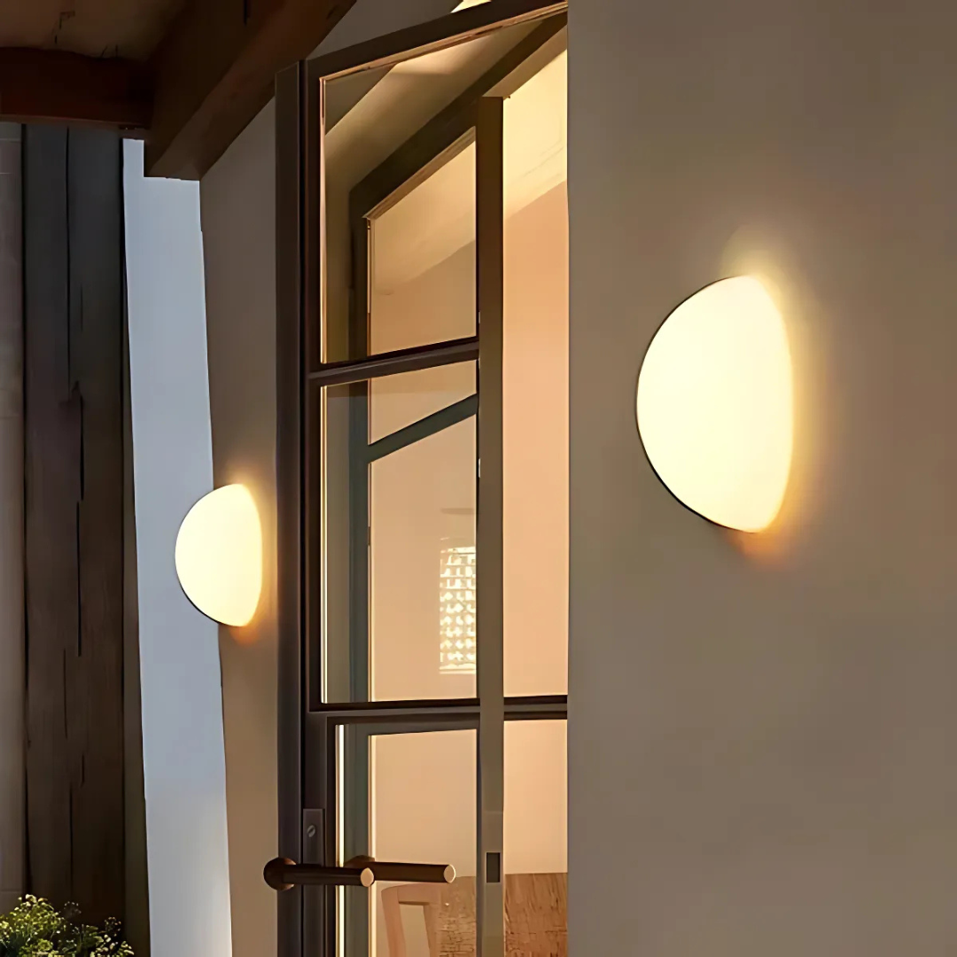Halio - Modern LED Wall Lamp for Outdoor and Indoor