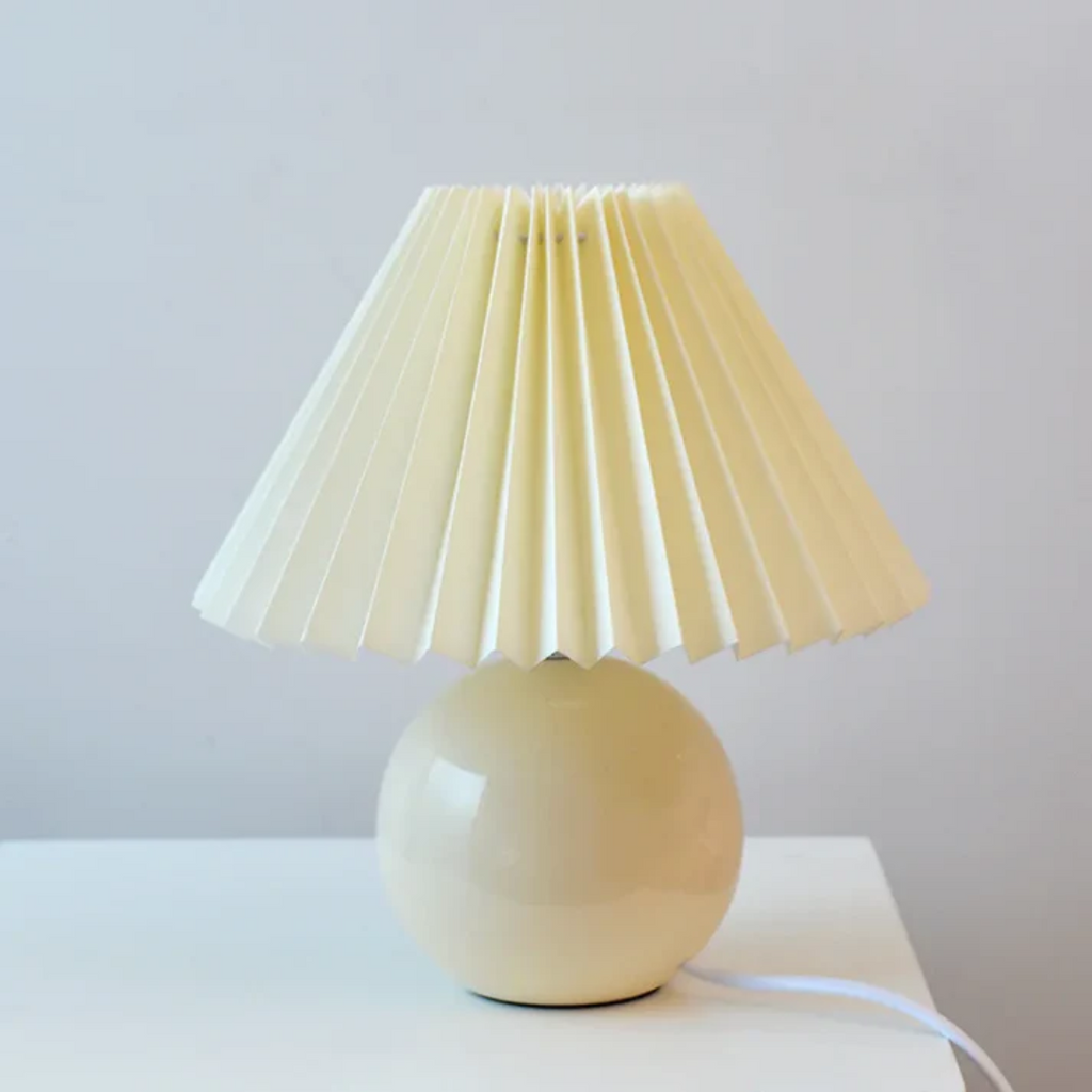 Jivro – Antique Ceramic Table Lamp for Warm Ambient Lighting