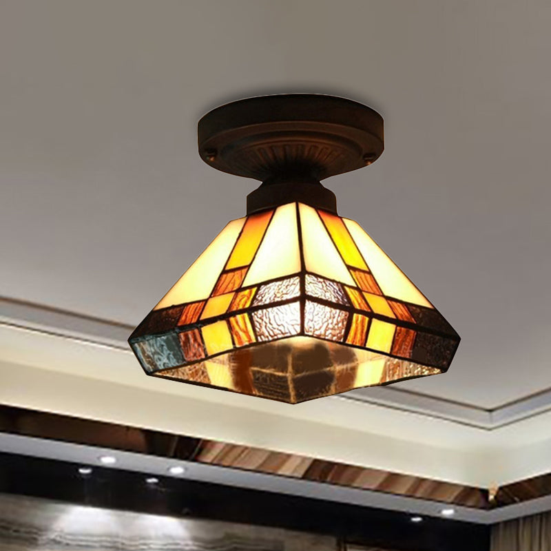 Vintage Tiffany Craftsman Flush Ceiling Light 1 Light Stained Glass Ceiling Lamp in Black/Antique Brass for Corridor