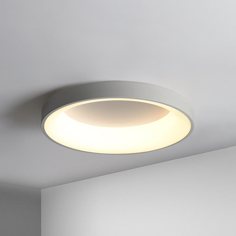 Metal Circular Flush Mount Ceiling Lamp Nordic Style LED Flush Mount Lighting for Bedroom