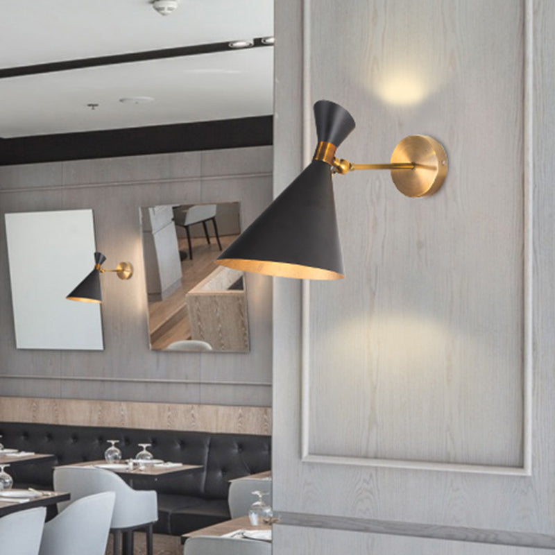1 Head Restaurant Wall Sconce Modern Black/White Wall Mount Lamp with Flared Metal Shade