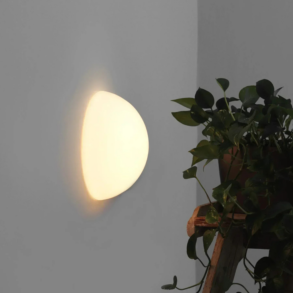 Halio - Modern LED Wall Lamp for Outdoor and Indoor
