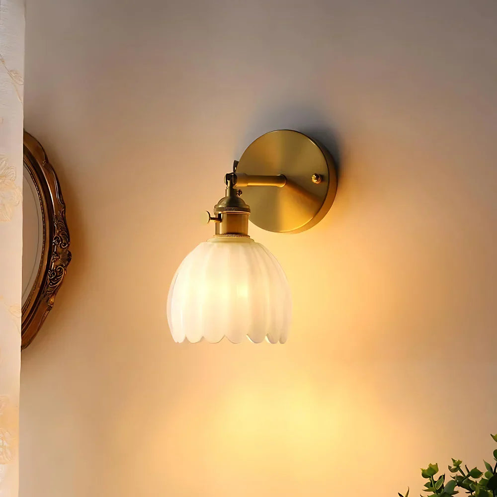 Vintage Brass Tulip Glass Wall Sconce 1-Light