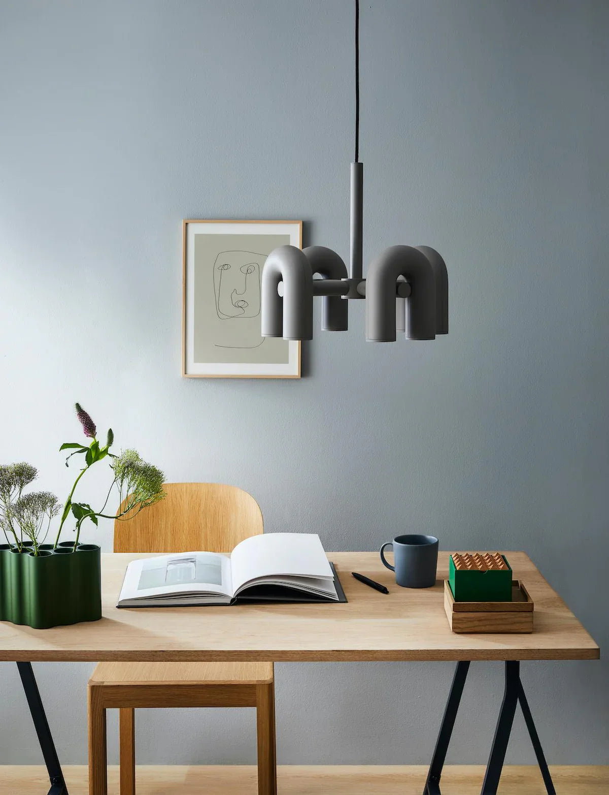 Designer Hanging Lamp with Sculptural Form – Modern Lighting