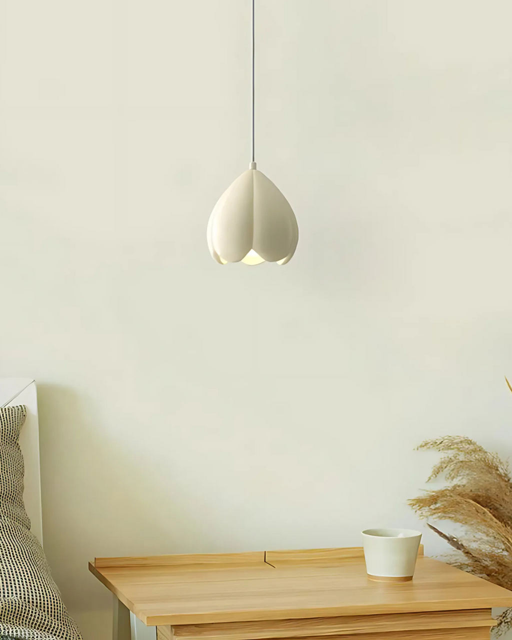 The Pendant Flower