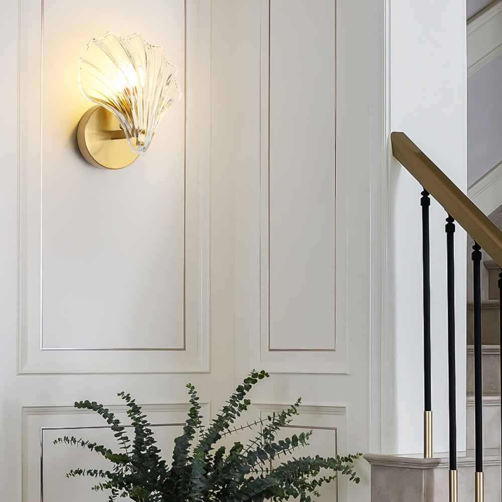 Art Deco Brass Glass Seashell Wall Sconce LED 1-Light