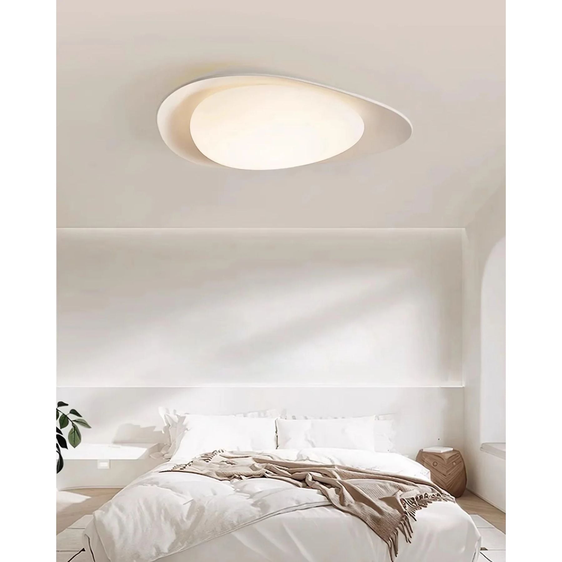 Fiolynn – Leaf-Shaped Ceiling Lamp