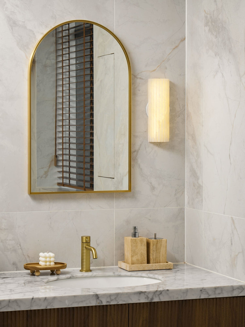 Orcarion Alabaster Wall Light