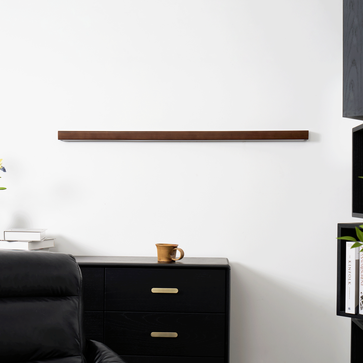 Linear Wood and LED Wall Sconce Minimalist Design