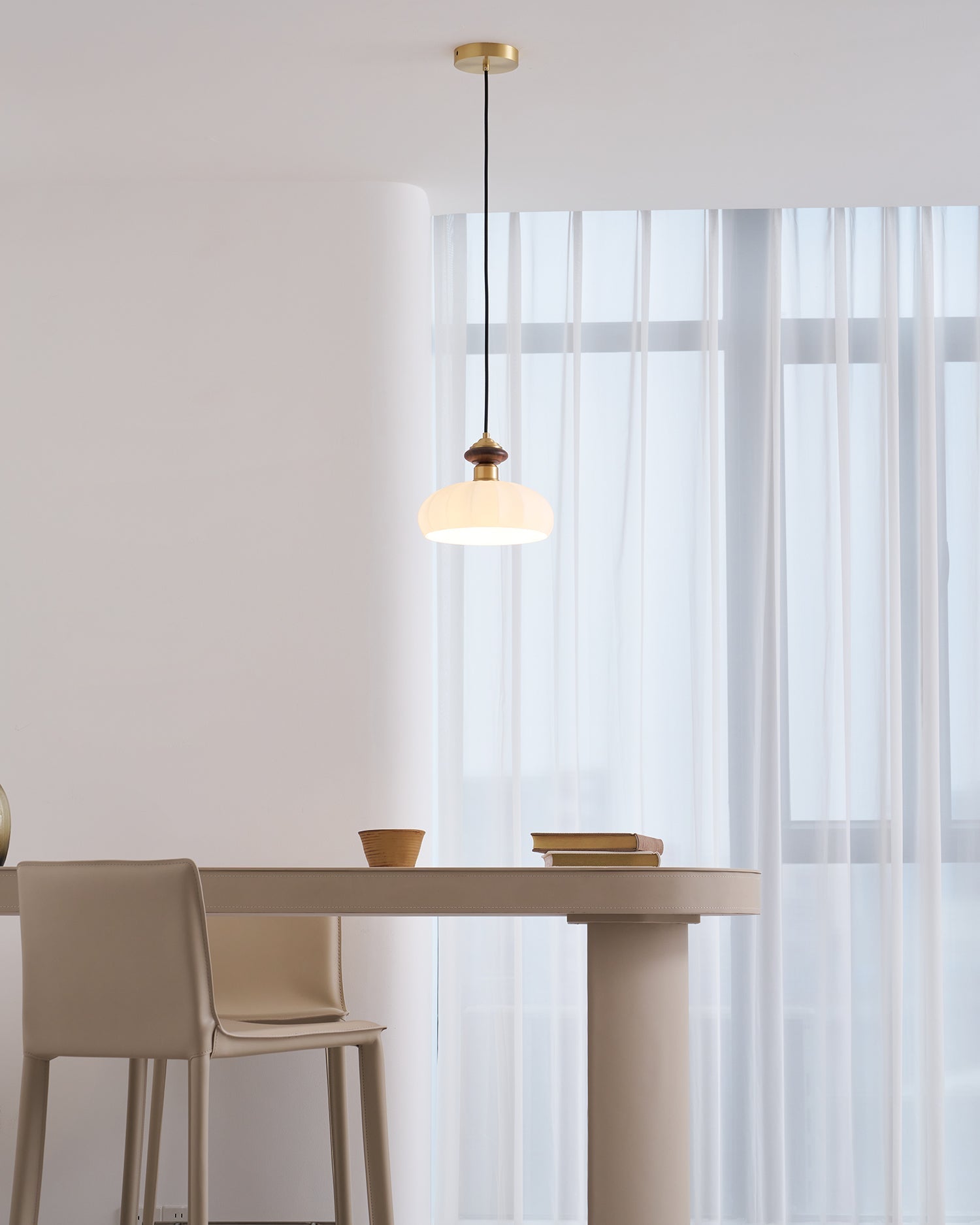 Bailey Glass Pendant Light