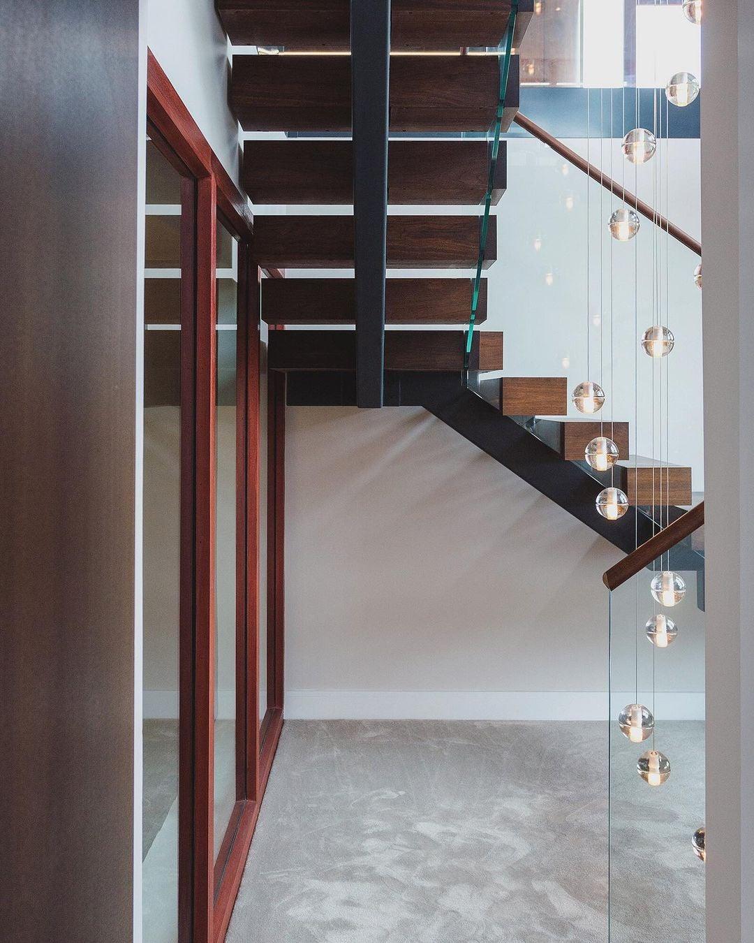 Ball Crystal Pendant Light