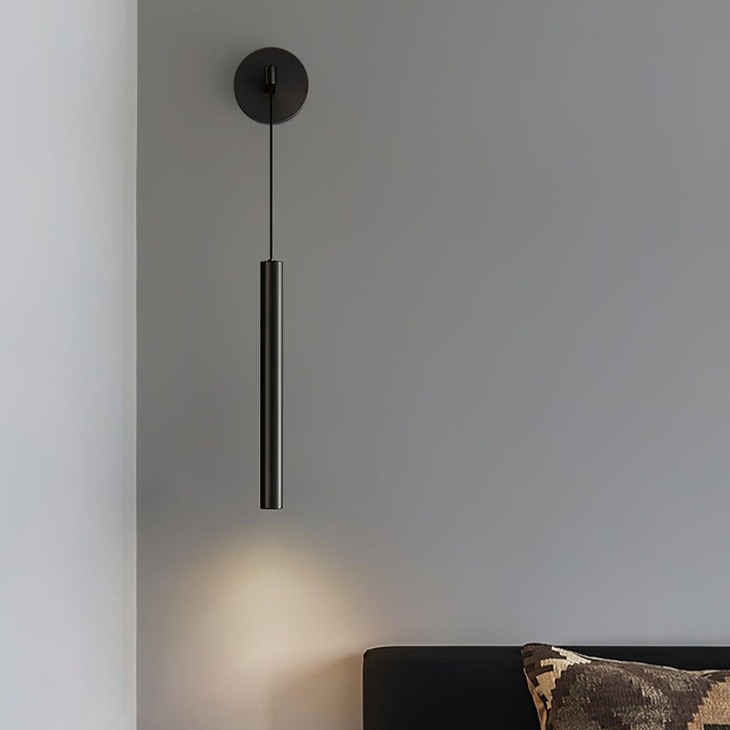 Cecilia Indoor Wall Sconce in Brass Lines