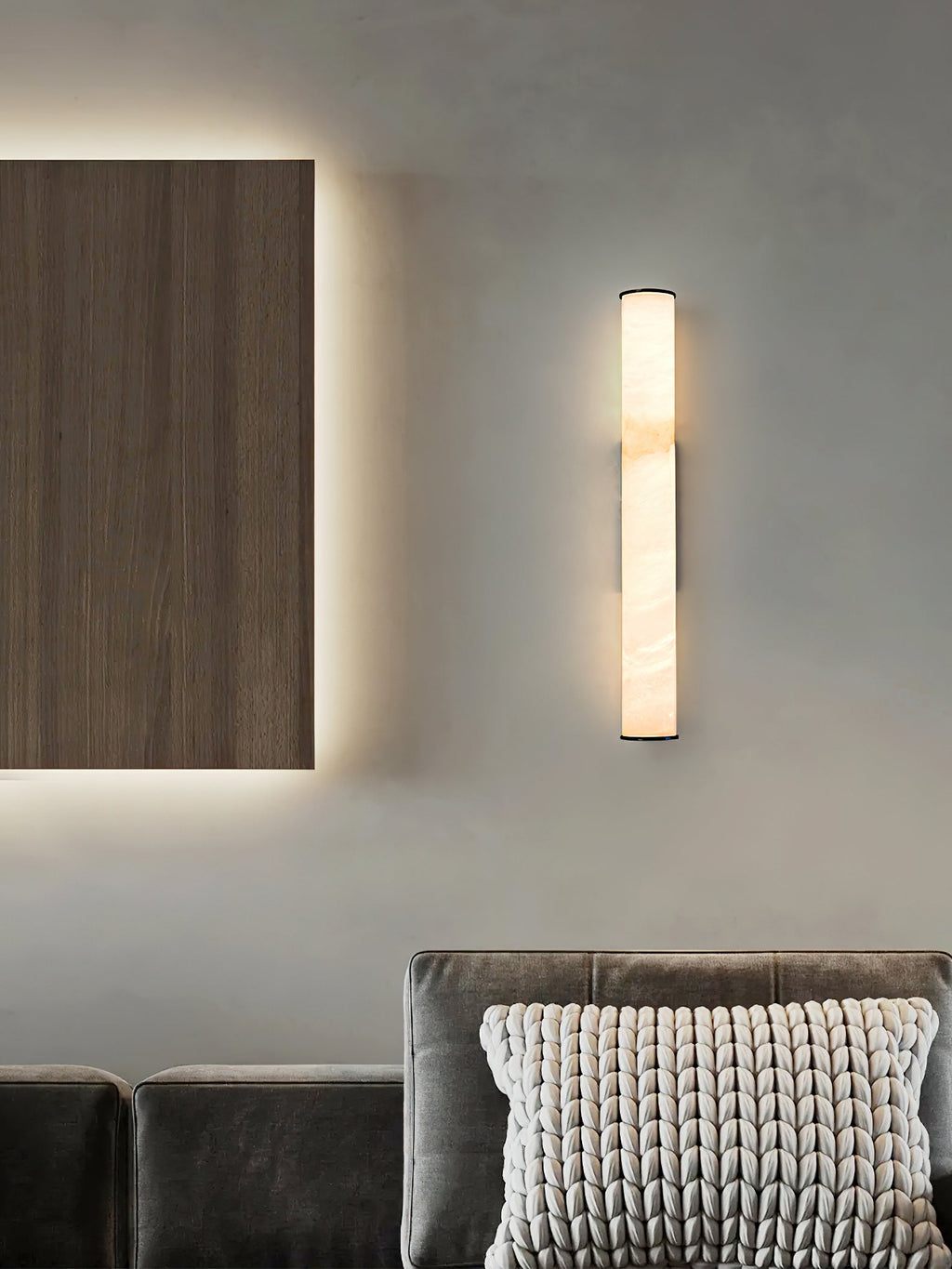 Arcus Wall Lamp Elegant Minimalist Modern Style in Brass and Alabaster