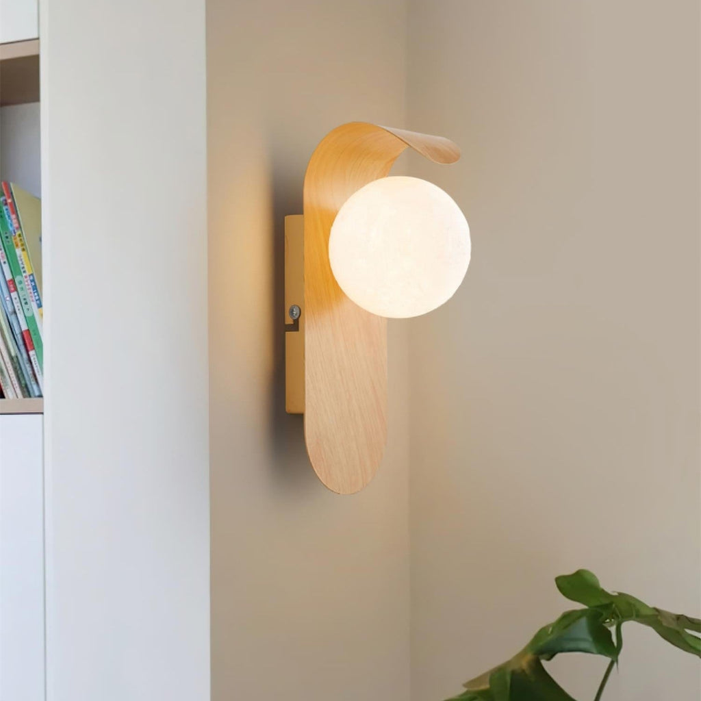 Nordic Wood Globe Wall Sconce LED 1-Light