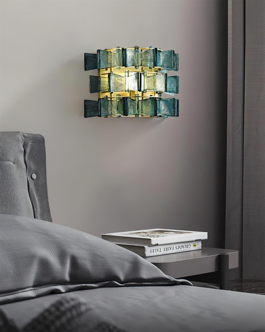 Celvara Grooved Glass Ribbon Wall Sconce