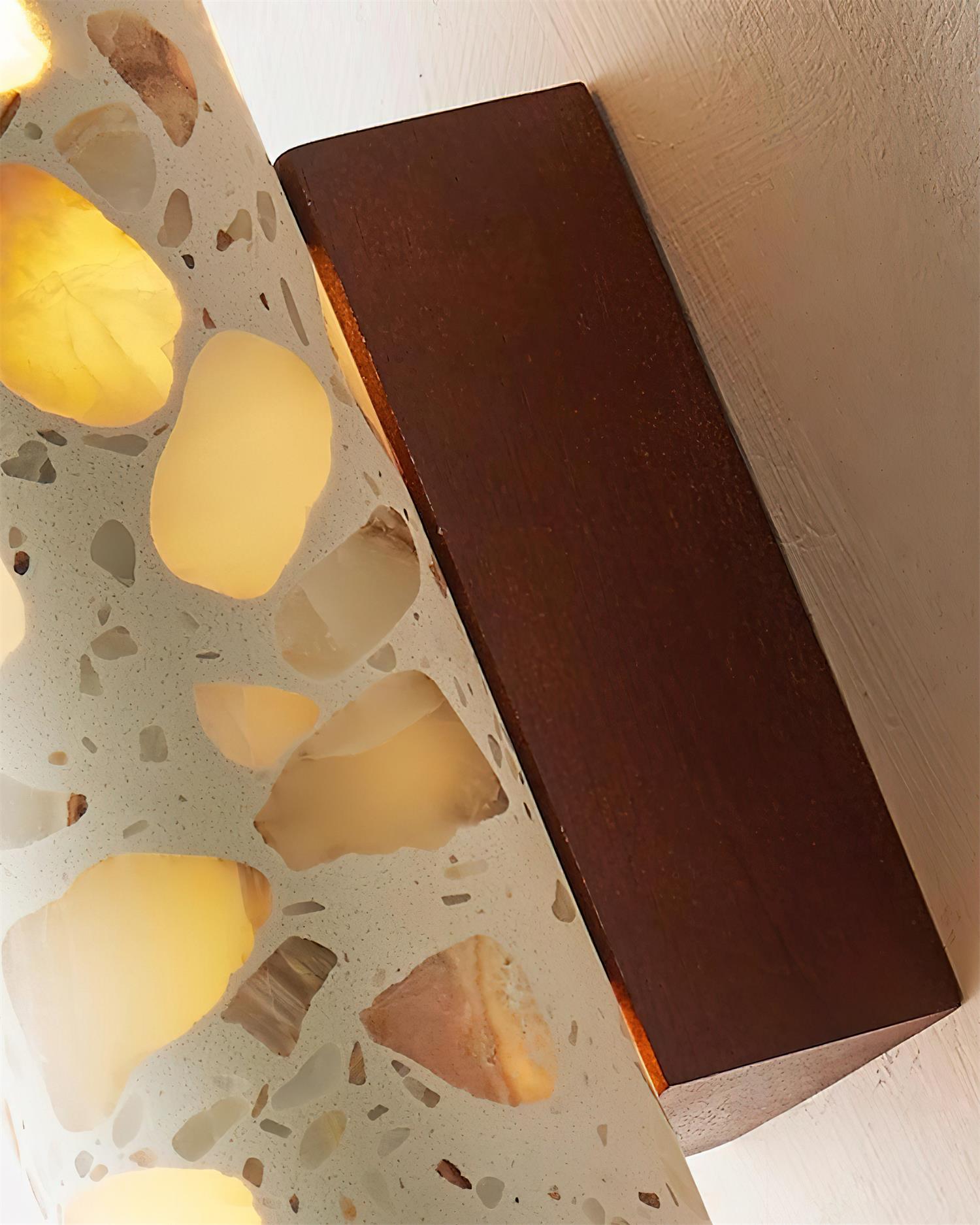 Clasten Wall Lamp
