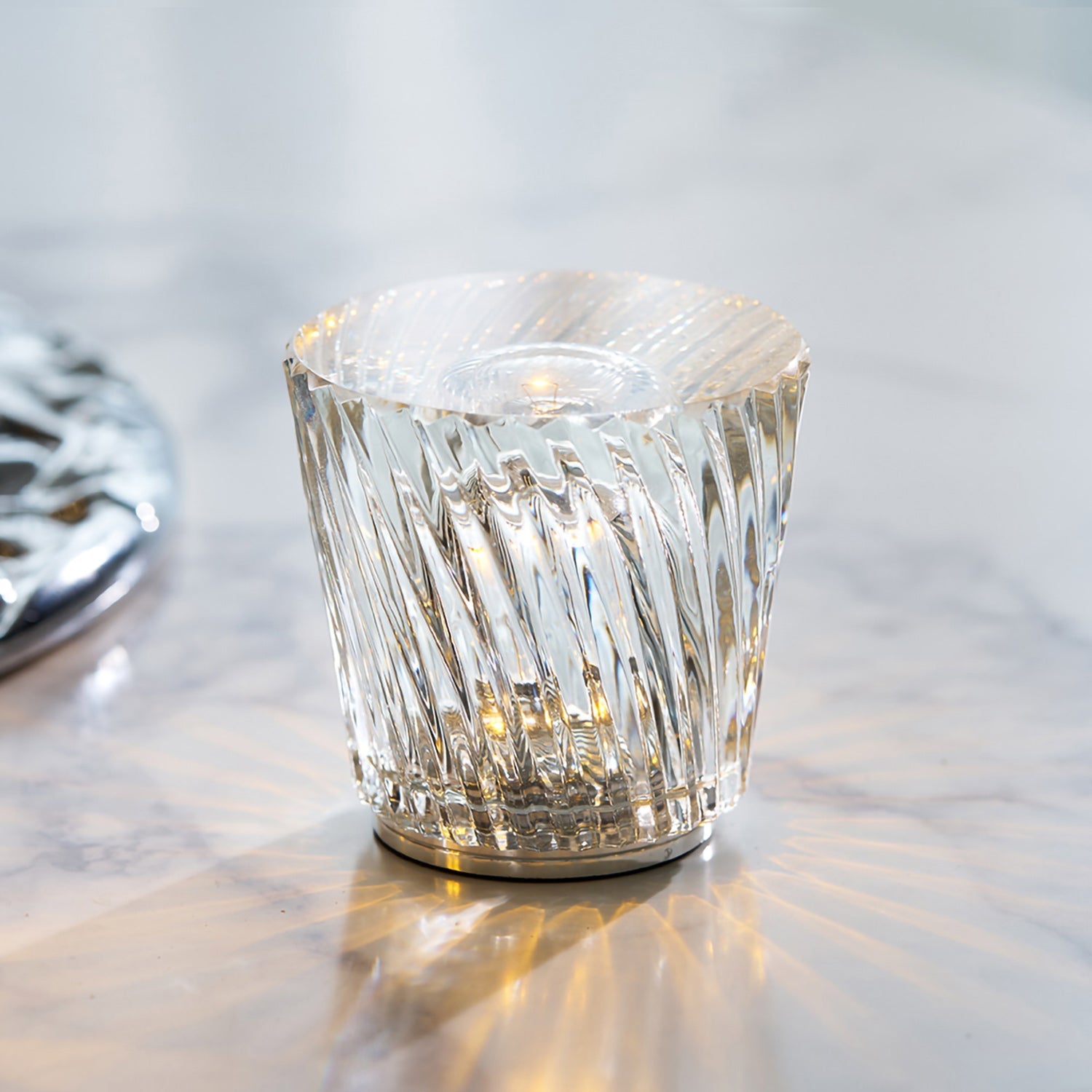 Crystal Diamond Table Lamp (built-in battery)