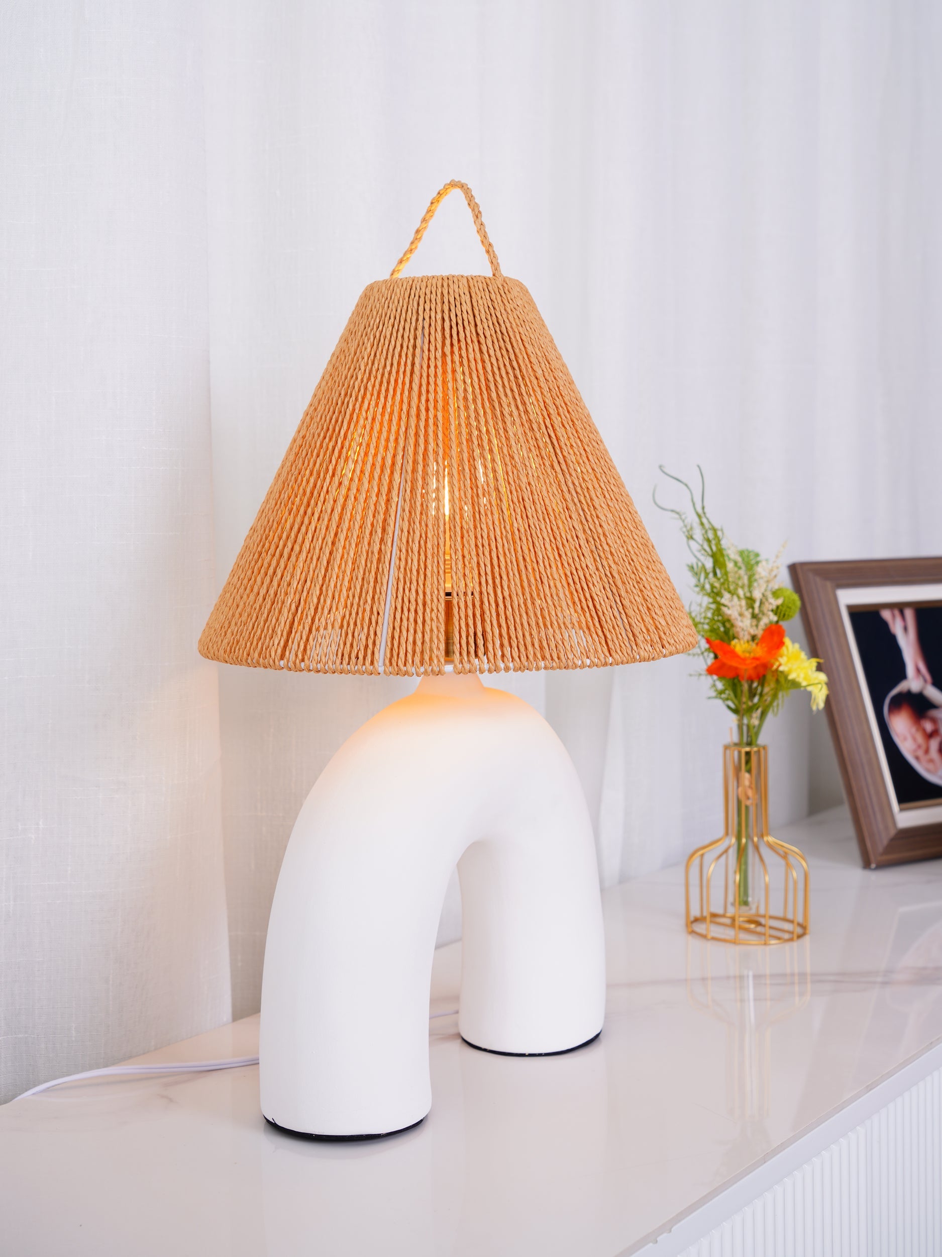 Volta Ceramic Table Light