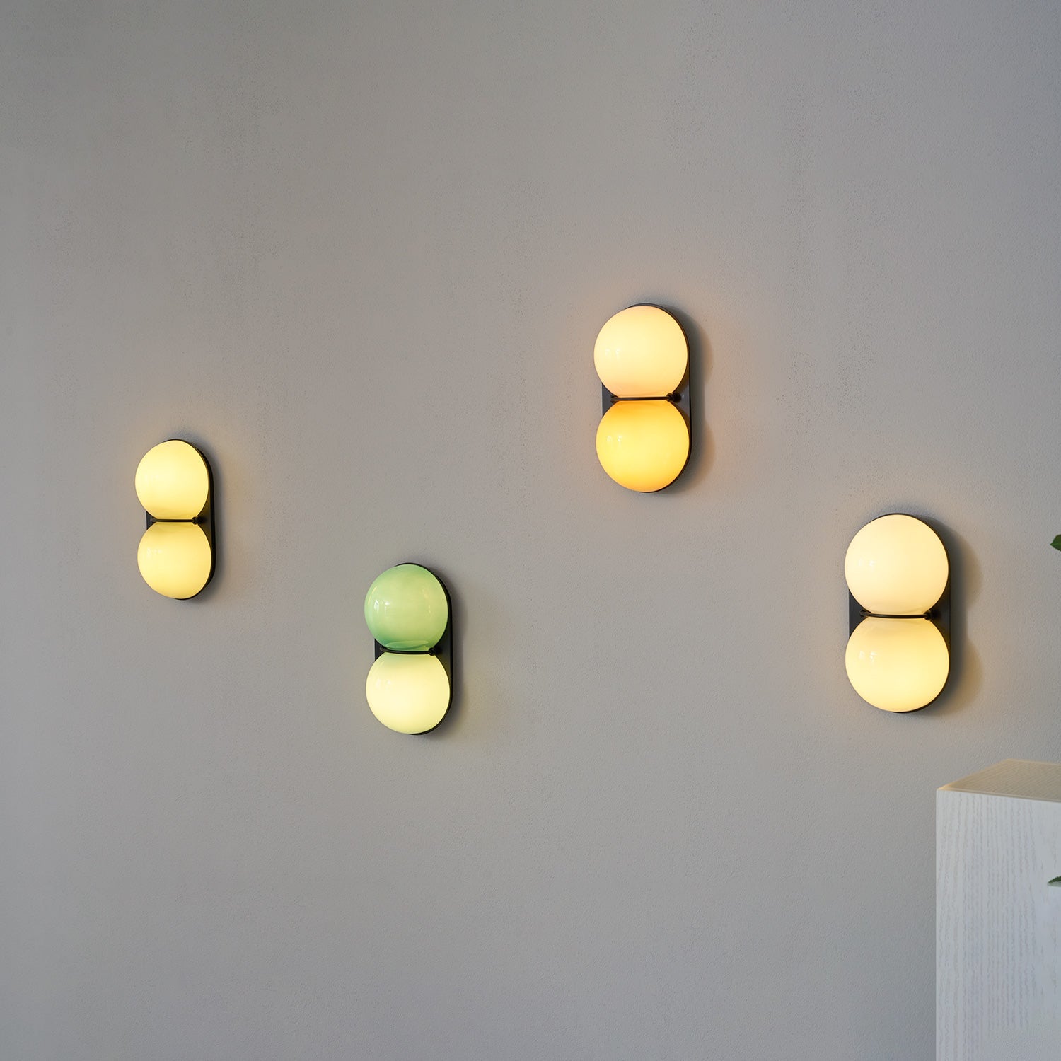 Twinwave Wall Lamp