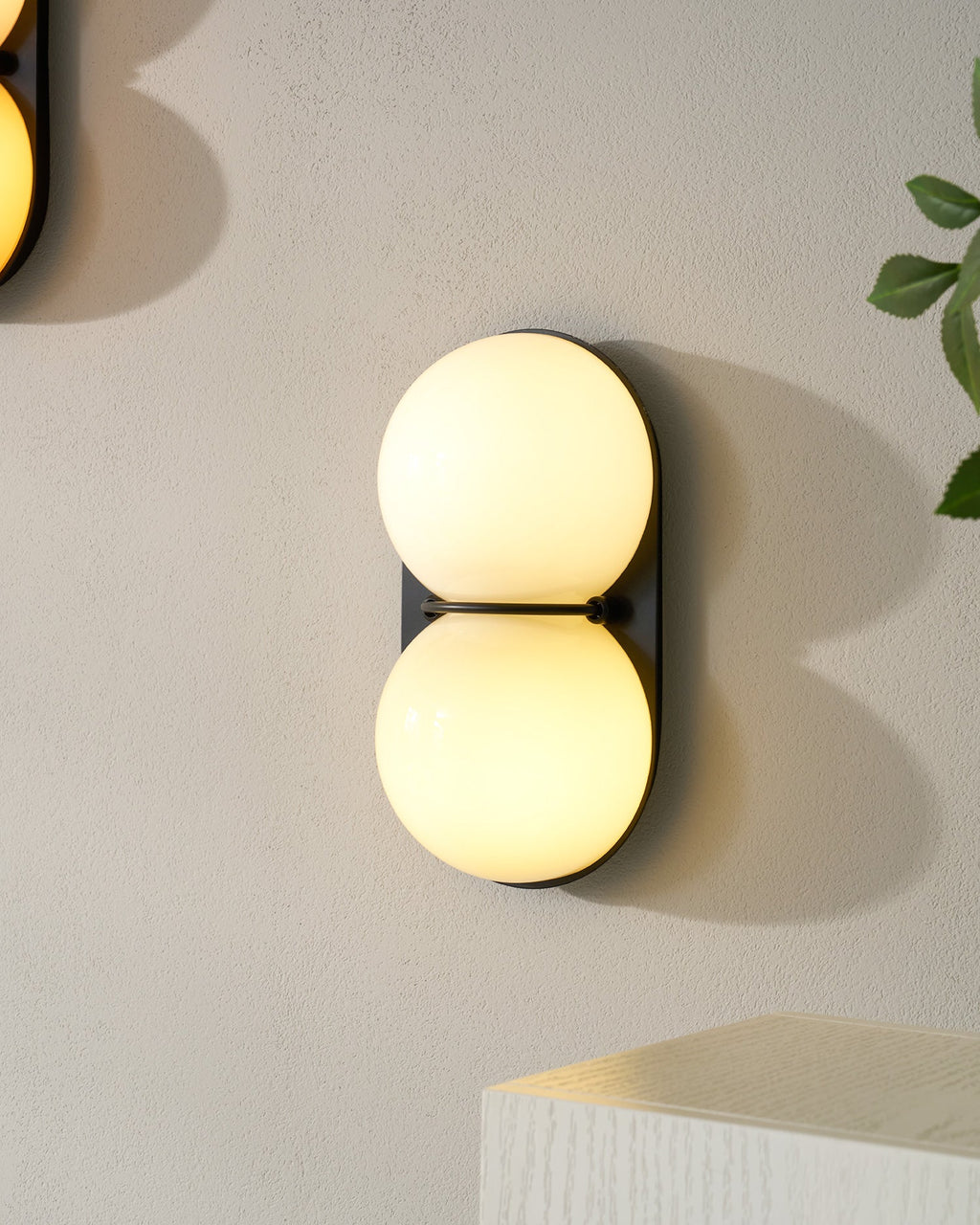 Twinwave Wall Lamp
