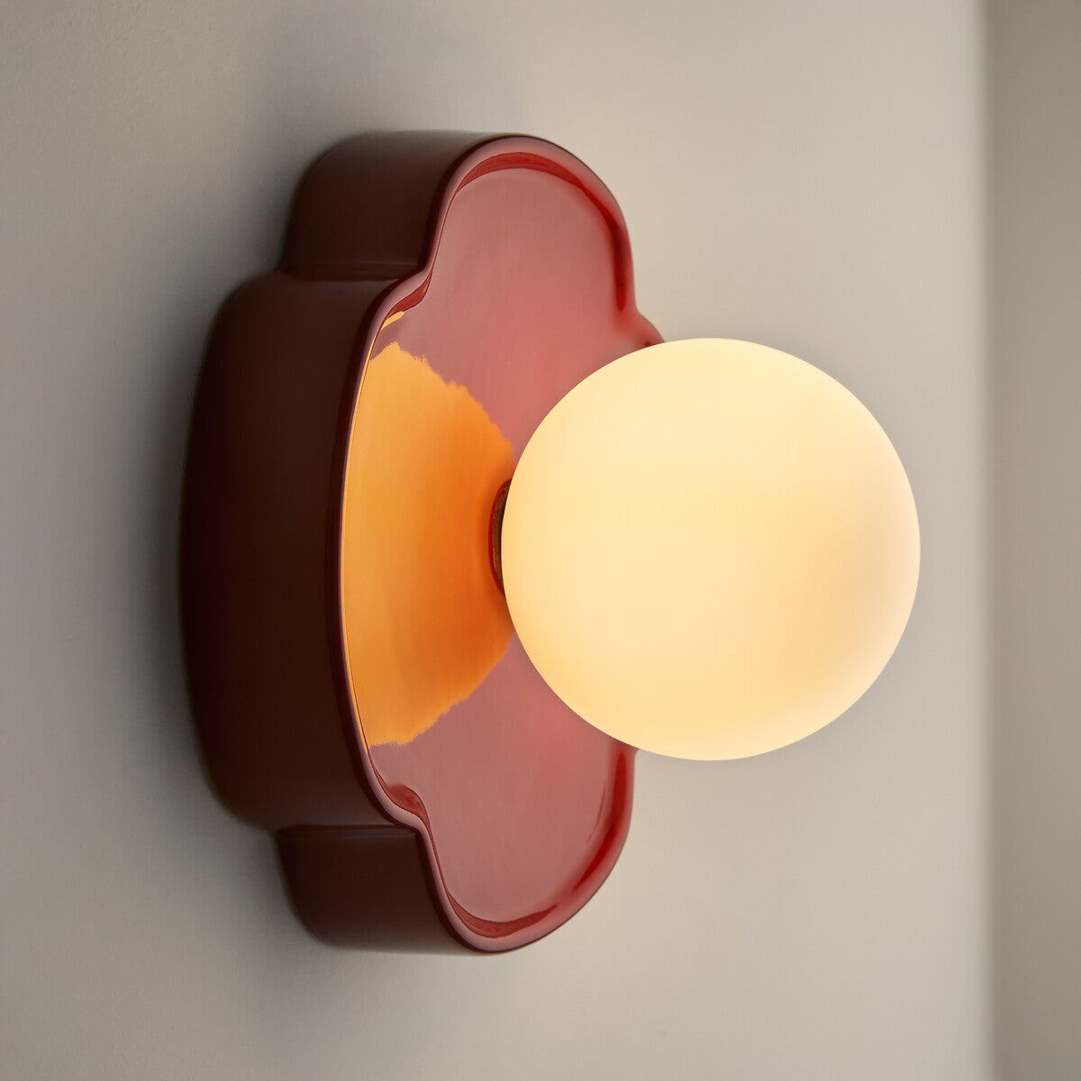 Elowen Modern Resin Orb Wall Lamp