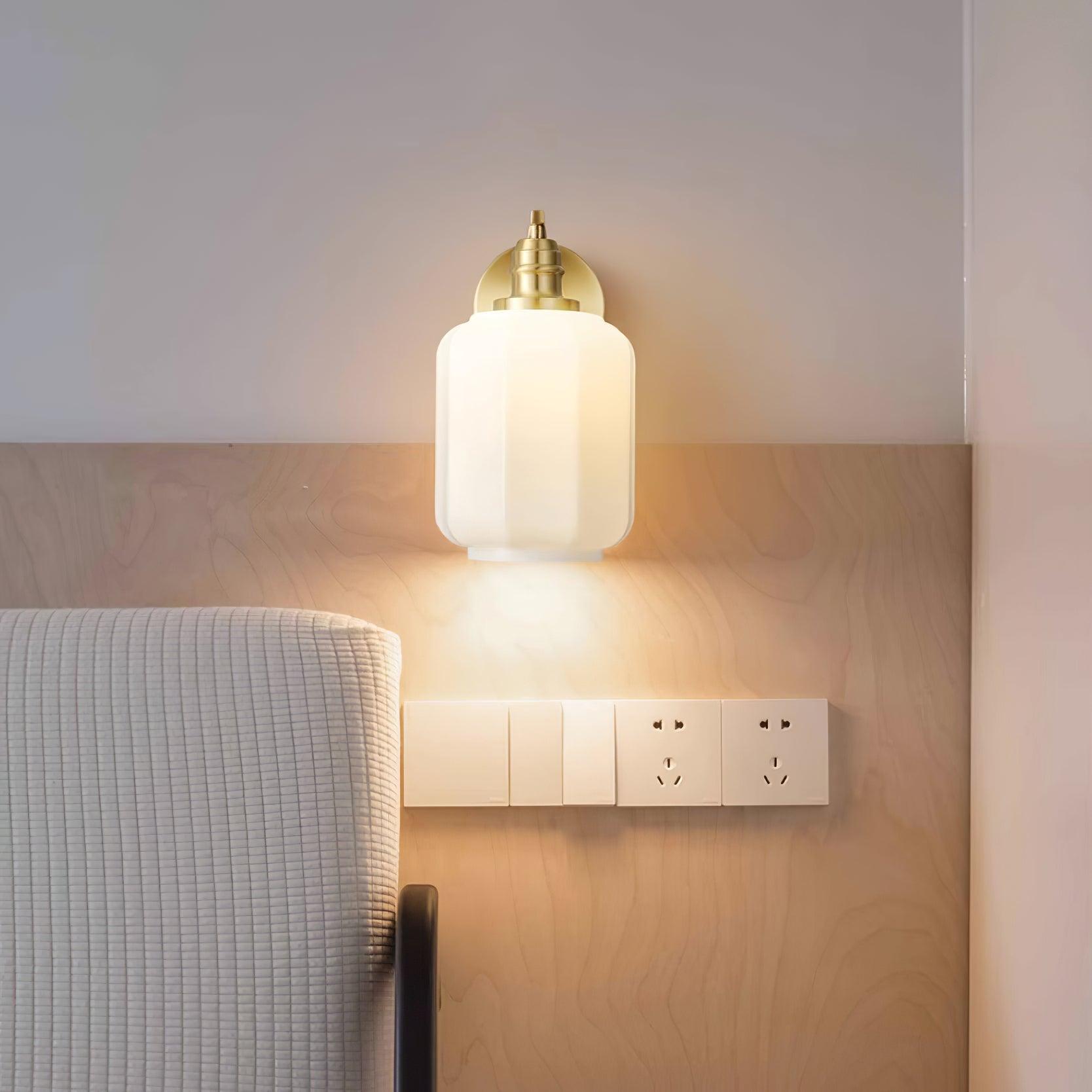 Henry Wall Lamp