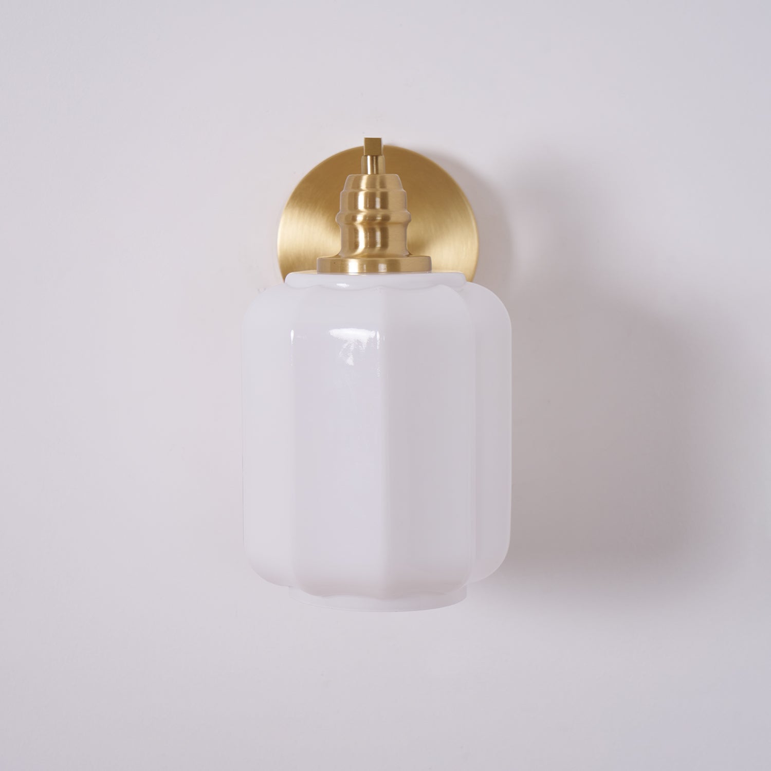 Henry Wall Lamp