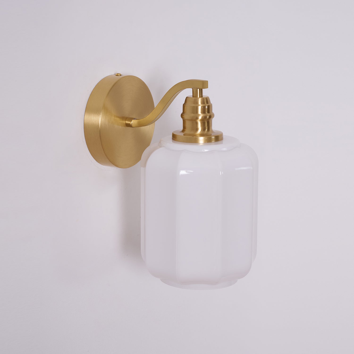 Henry Wall Lamp