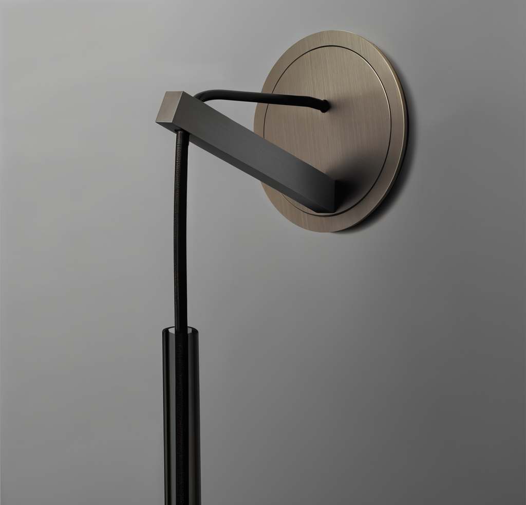 Minimalist Wall Light with Smoke Glass – Orvane