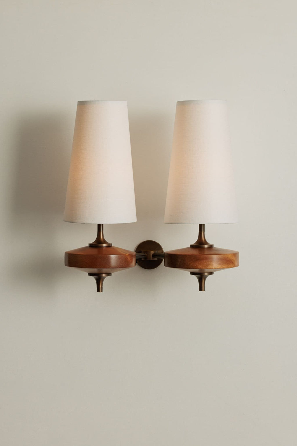 Nydorisra Antique Brass Vintage Wall Sconce