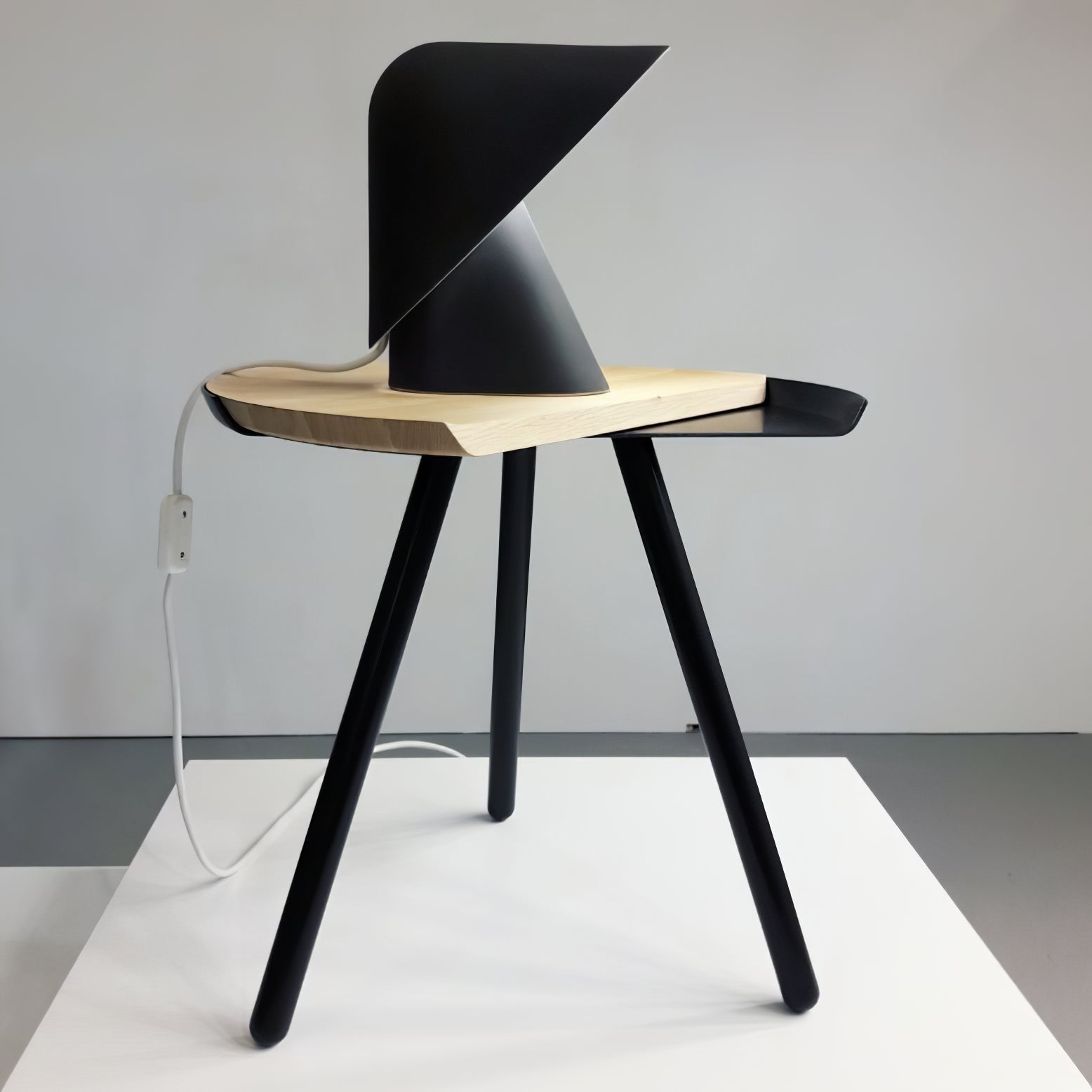 K Table Lamp