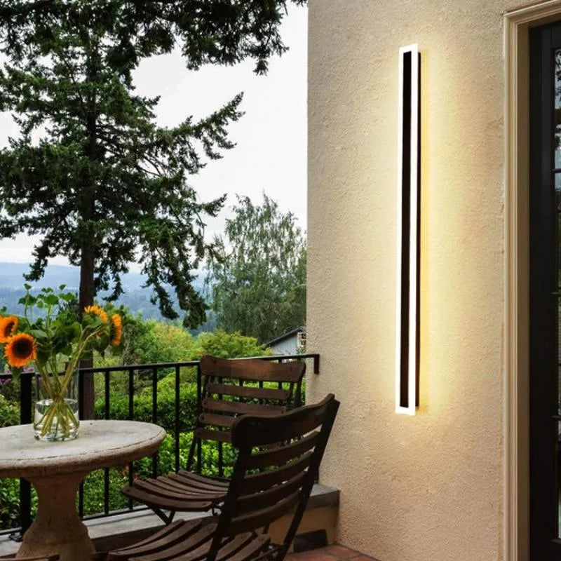 Arisha Modern LED Outdoor Wall Light Black Metal Garden/Balcony