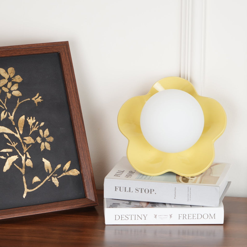 Arcore Fun Wall Lamp in Resin