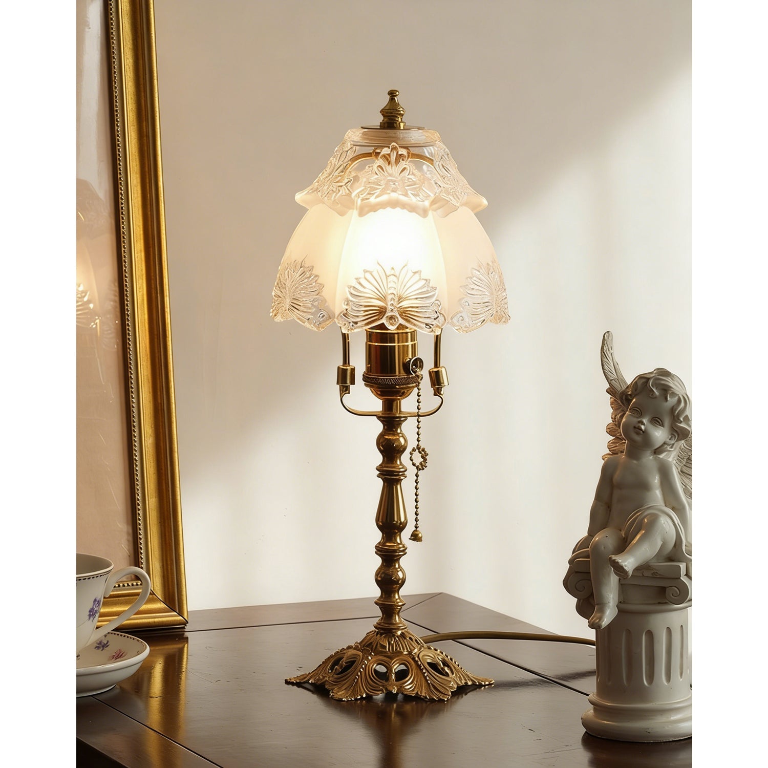 Leiden Table Lamp