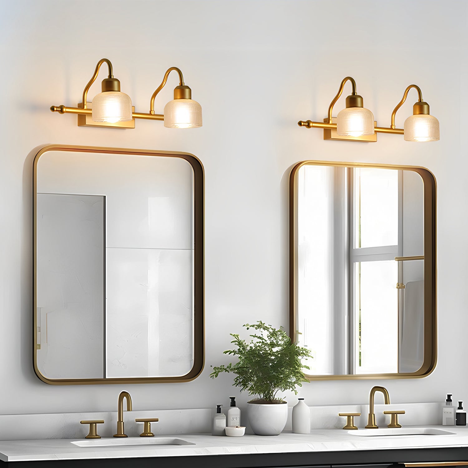 Lottie Wall Lamp