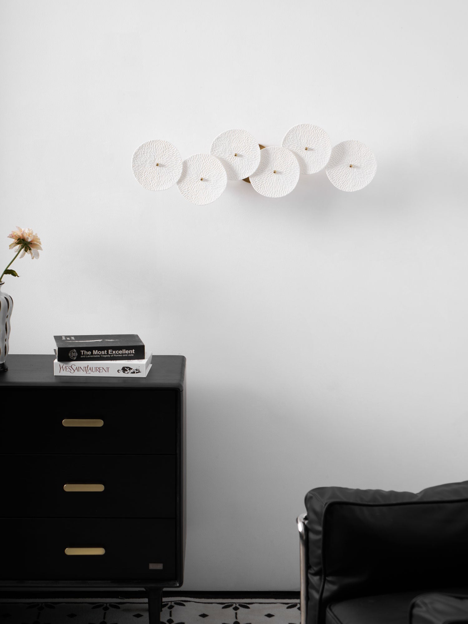 Jesse Nordic Art Petal Wall Lamp Elegant