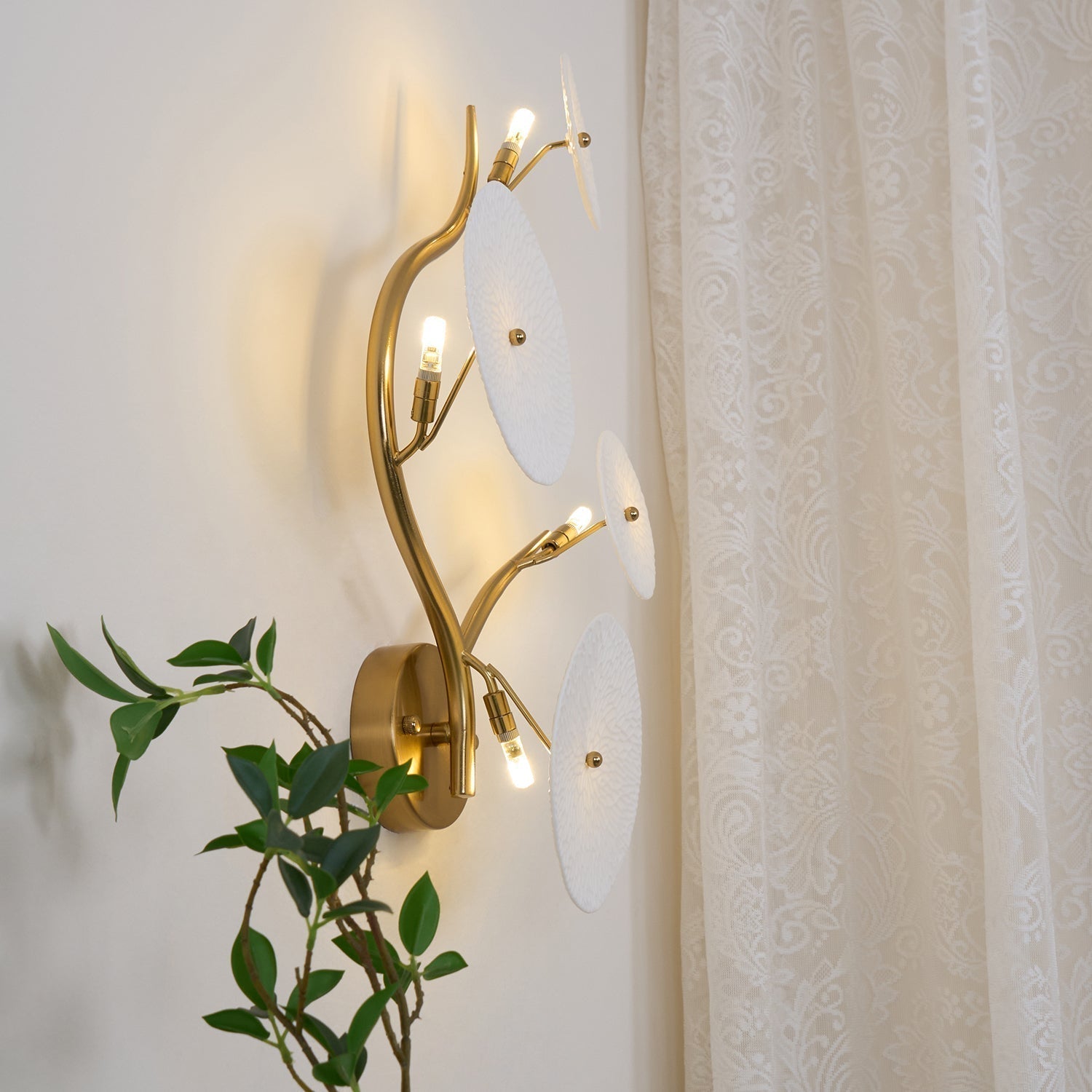Kaivo Wall Lamp Lotus Petal