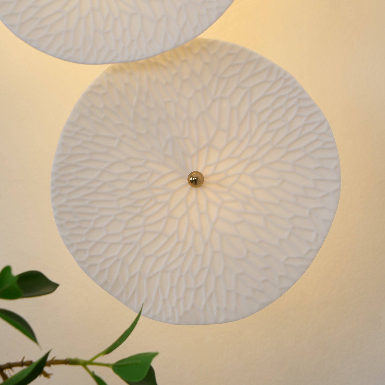 Kaivo Wall Lamp Lotus Petal