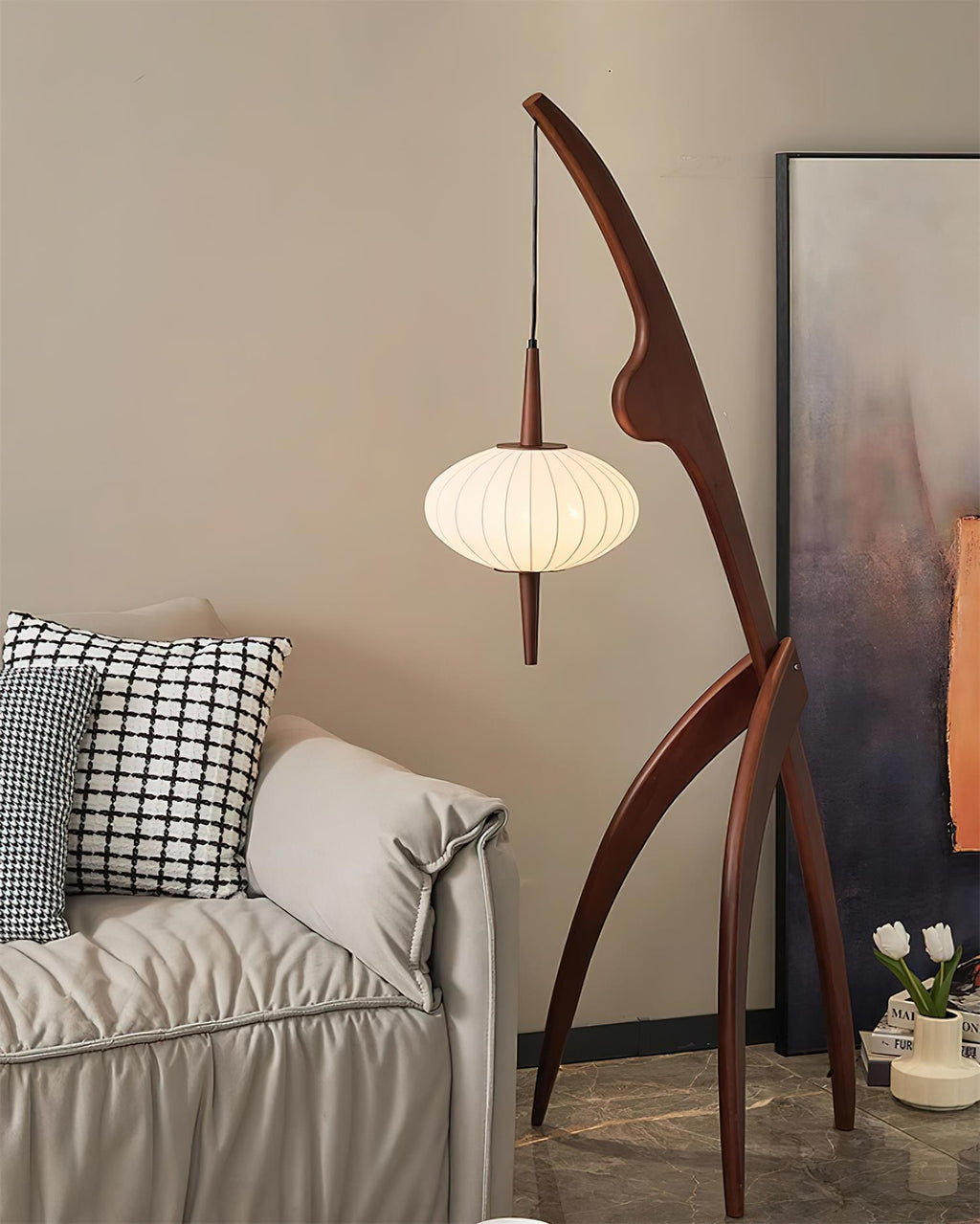 Mantis Religiosa Floor Lamp