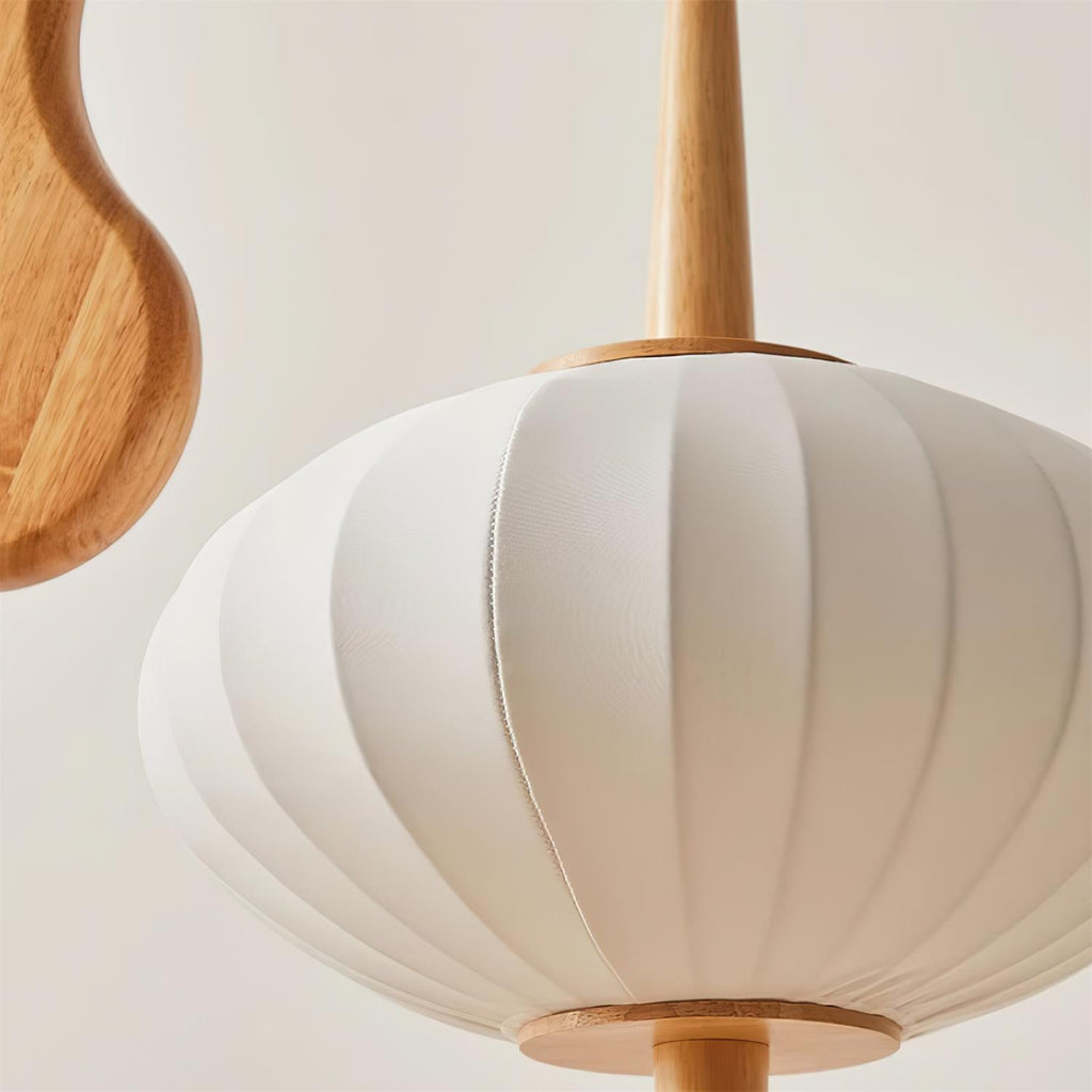 Mantis Religiosa Floor Lamp