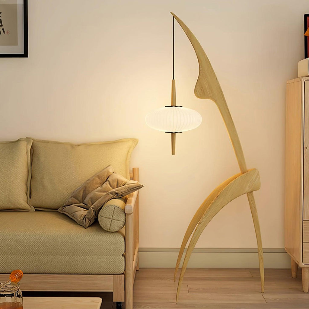 Mantis Religiosa Floor Lamp