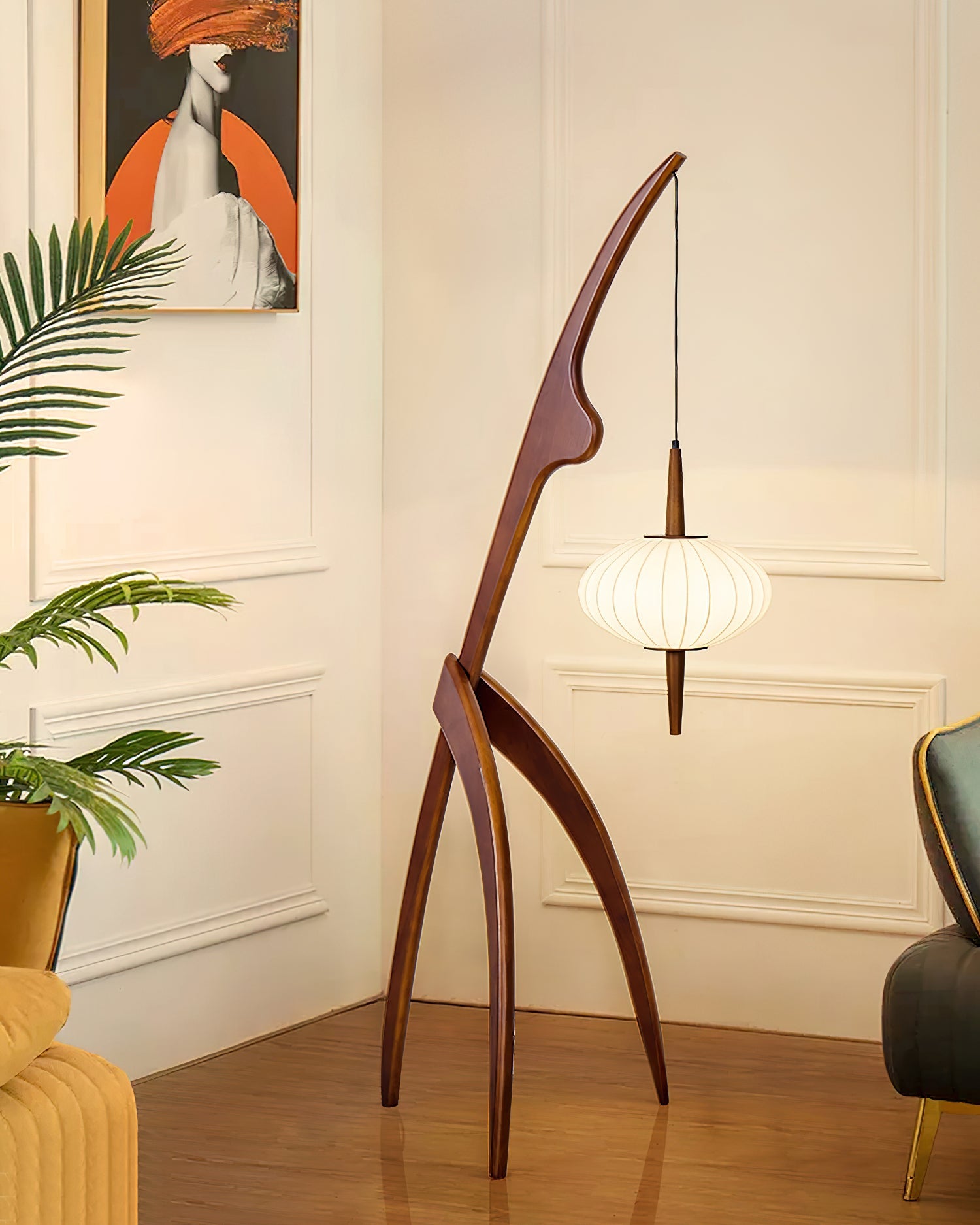Mantis Religiosa Floor Lamp