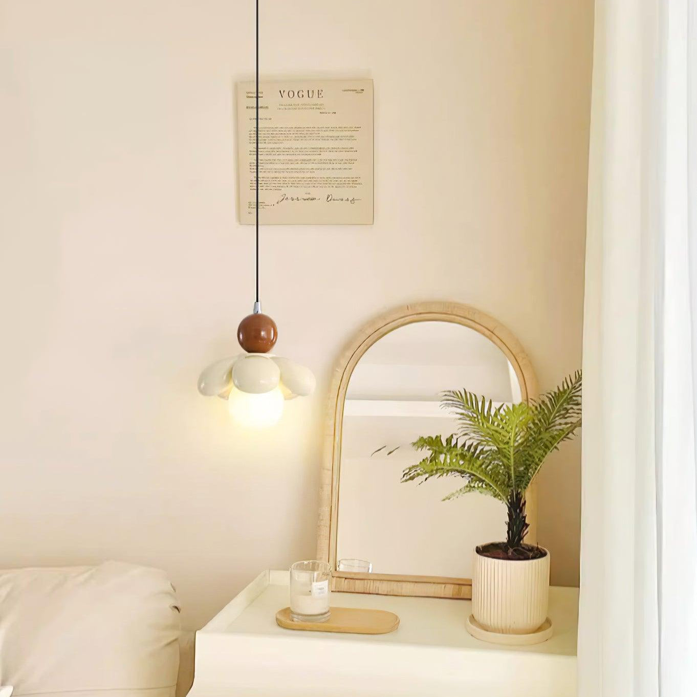 Blossi Modern Flower Suspension