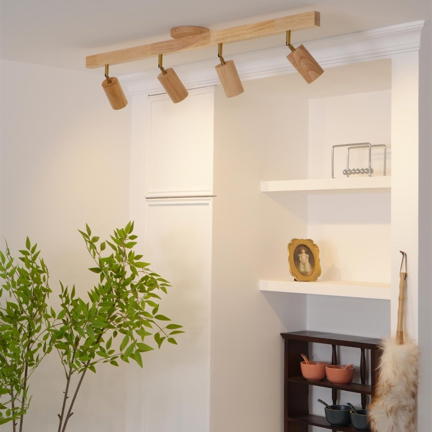 Veril Track Lighting Spotlight Wood