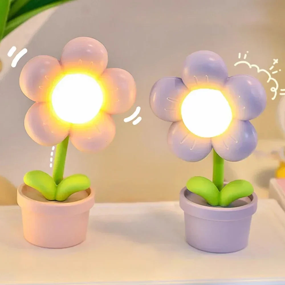 Small Flower Soothing Table Lamp - BlossomGlow