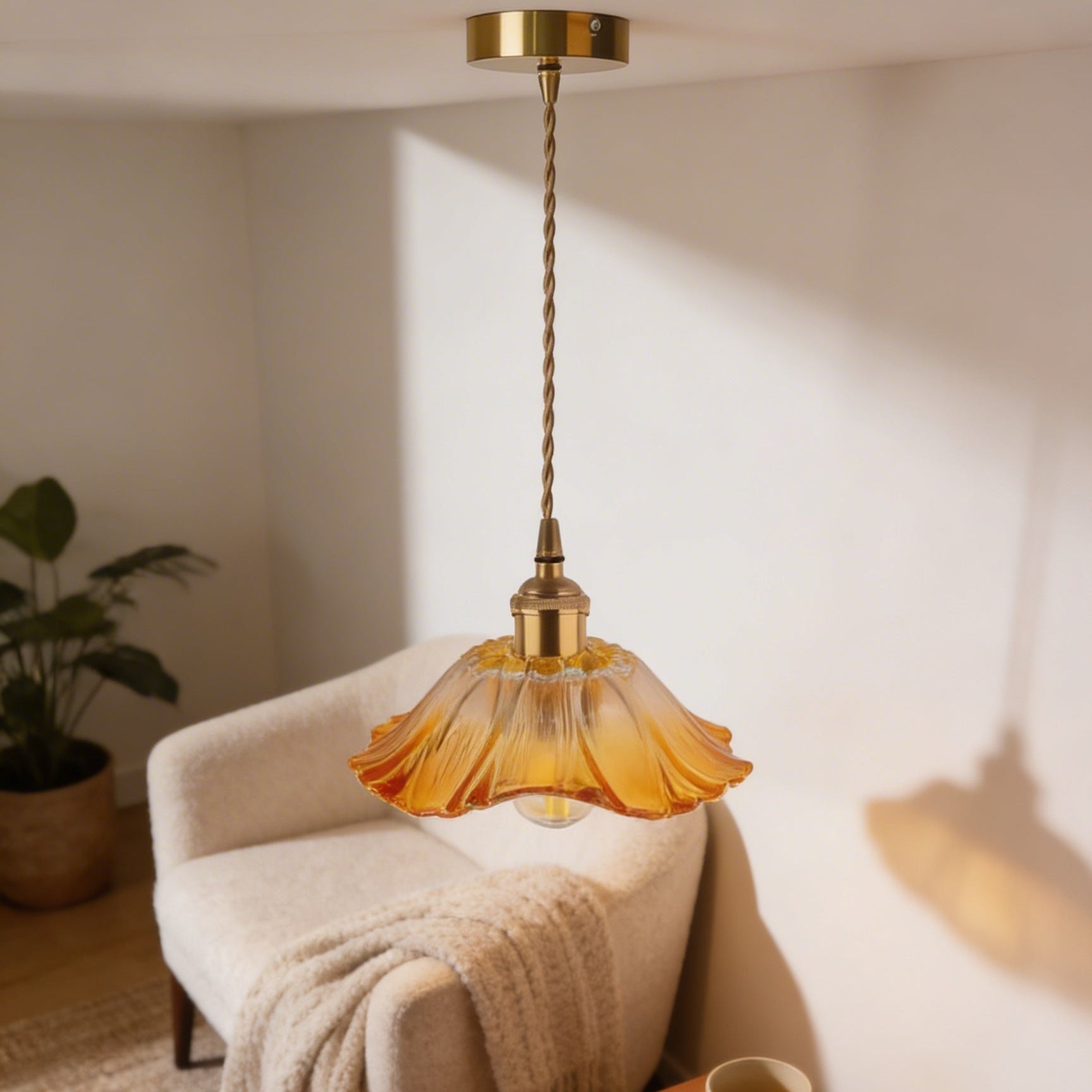 Bruno - Pendant Flower Lamp