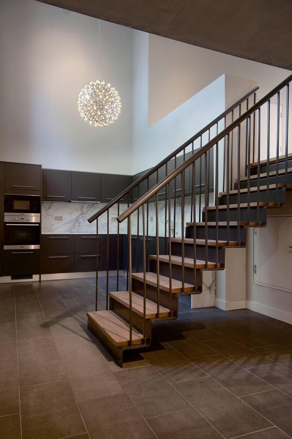 Ivthayra Luxury Postmodern Golden Ball Suspension