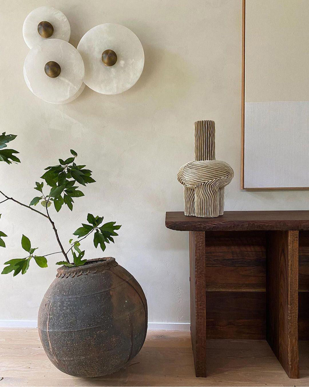 Round Wall Lamp Alabaster Fluted Brass