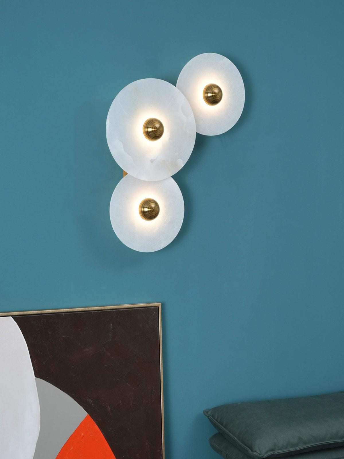 Round Wall Lamp Alabaster Fluted Brass